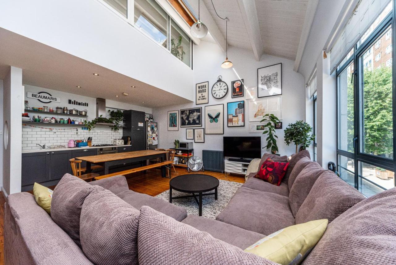 Appartamento Pass The Keys - Trendy Flat With Private Terrace In East Londra
